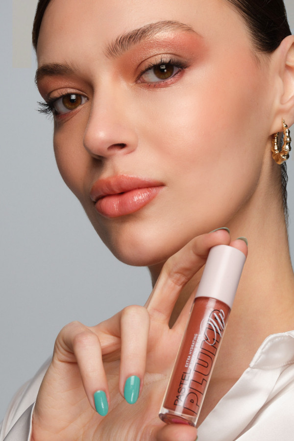 Pastel Plump Up Extra Hydrating Plumping Gloss - Dolgunlaştıran Dudak Parlatıcısı 202 Loverdose
